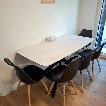 Marta 2 * マカルスカ